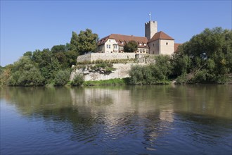 Grafenburg castle on the Neckar river