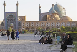 People on Imam Square in front of the Imam Mosque