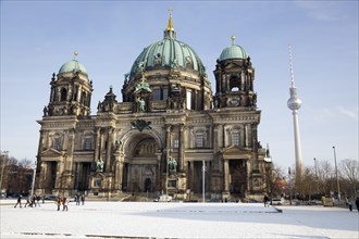 Berlin Cathedral and Television Tower in winter