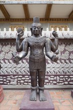 Temple sculpture at Wat Ounalom