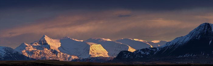 Mountain range in the morning light