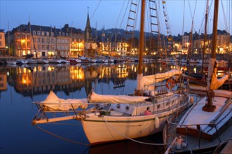 Yachts in the harbour at night