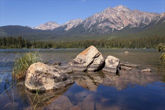 Pyramid Lake