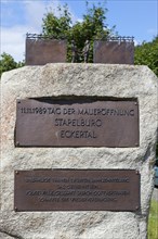 Memorial to the 'Tag der Maueroffnung'