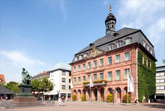 New Town Hall and Brothers Grimm National Memorial