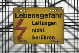 Warning sign for high voltage lines