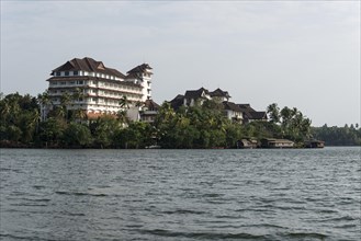 Hotel Raviz Resort