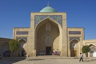 Barak Khan Madrasah