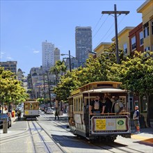 The historic cable car on Hyde Street