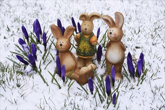 Brown ceramic Easter Bunnies