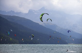 Kitesurfers