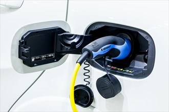 Charging with a 230-volt charger