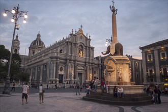 Catania Cathedral and the Fontana dell'Elefante fountain