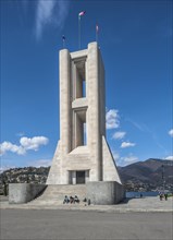 Monumento ai Caduti War memorial on Lake Como