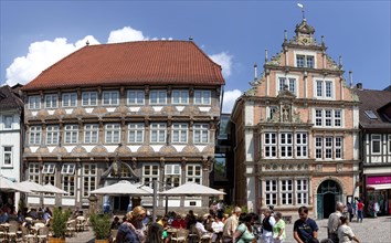 Dempterhaus or Leisthaus and Stiftsherrenhaus buildings