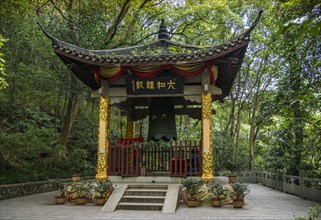 Temple 'Sound of the Bell of Liuhe'
