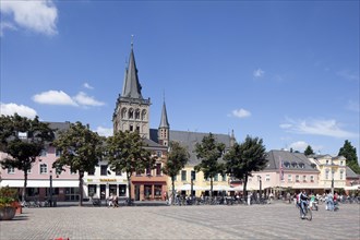 Xanten Cathedral or St. Victor's Cathedral and Marktplatz square