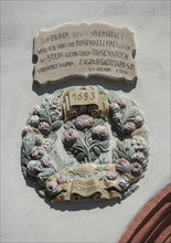 Stone relief at the Gasthof Zur Rose
