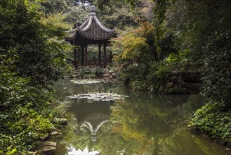 Pavilion in the garden of Liuhe Monastery