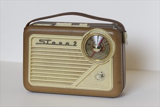 Portable radio of the GDR brand Stern Radio Rochlitz from 1960
