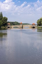 Elsterwehr Weir or Palmengartenwehr Weir