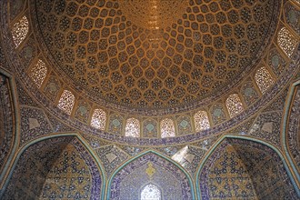Domed hall of Lotfollah Mosque