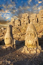 Statues around the tomb of Commagene King Antochus I on the top of Mount Nemrut