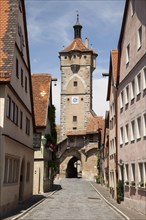 Historic centre with Klingenturm tower