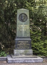 Tomb of Carl Zeiss