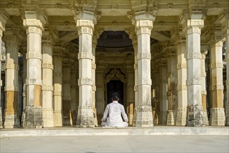Jain pilgrim meditating