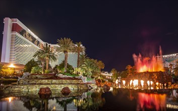 Show with artificial volcano eruption at Hotel The Mirage