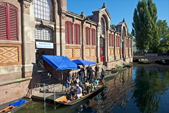 Departure point for boat trips on the Lauch River through the district of Little Venice
