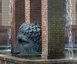 Fountain with double-faced Janus head