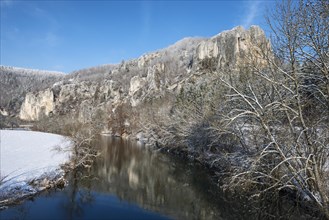 Raven Rock reflected in the Danube River in winter