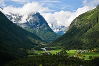 Valley in the mountains of Strynefjellet