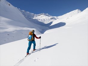Ski tour walker to the Rietzer Grieskogel