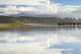 Evening mood at Lake Mahinapua