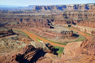 Rugged canyons and the Colorado River at Death Horse Point