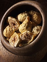 Slow dried yellow figs