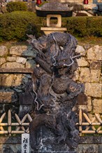 Twin Dragon Statue