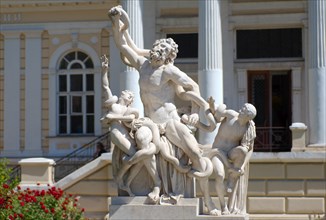 Statue of Laocoon and His Sons in front of the Archaeological museum