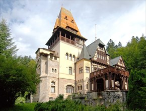 Castelul PeleÈ™ or PeleÈ™ Castle