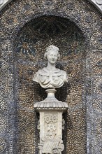 Stone bust on a wall of the Bavarian National Museum