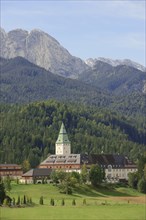 Schloss Elmau luxury spa in front of the Wetterstein Mountains
