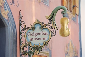 Sign of Geigenbaumuseum