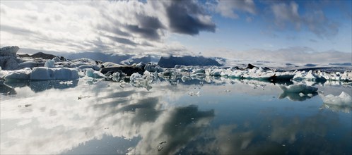 Icebergs on the Jokulsarlon