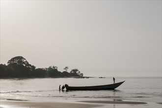 Boat on Mamah Beach