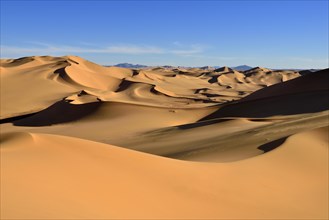 Sand dunes at Erg Takaraft