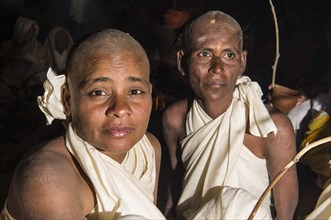 Women during the initiation of new Jain nuns