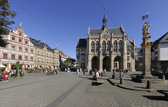Fischmarkt square with 'Haus zum Breiten Herd'